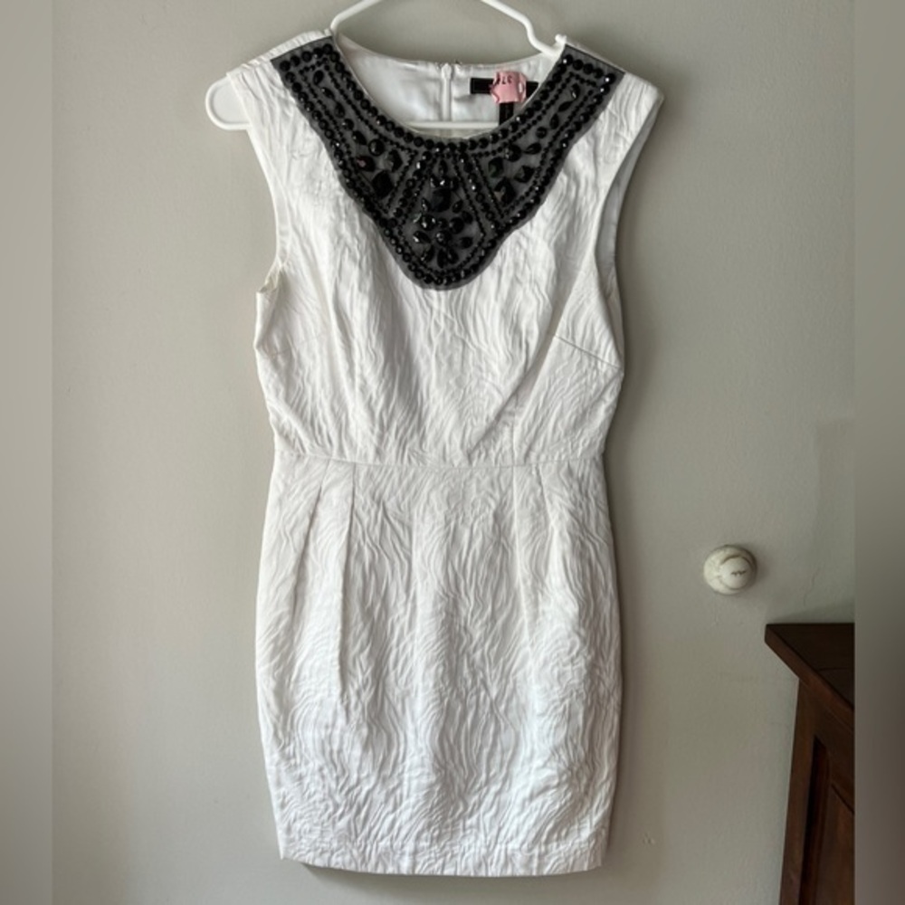 Gorgeous BCBG MAXAZRIA mini dress